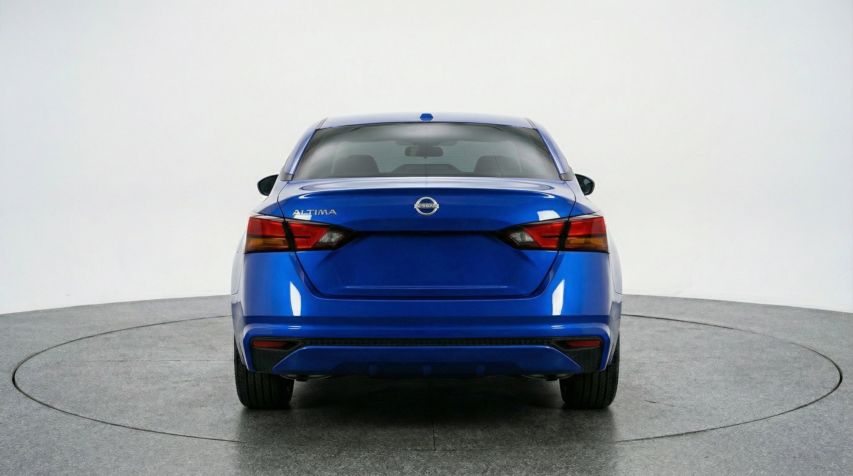 Used 2025 Nissan Altima 2.5 SV image 7