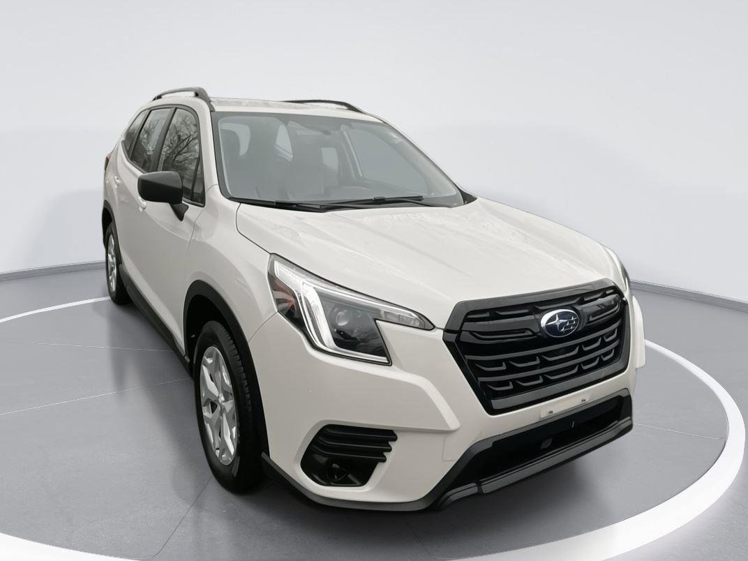 Used 2022 Subaru Forester 2.5i image 1
