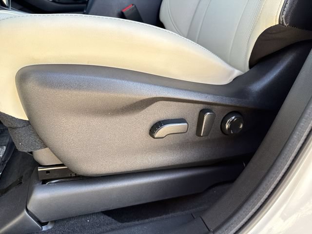 Used 2025 Subaru Ascent Limited AWD/4WD image 20