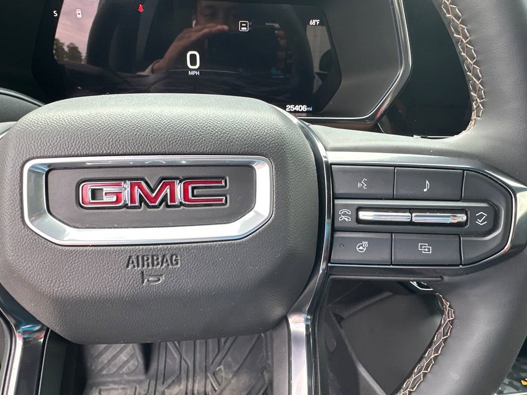 Used 2025 GMC Canyon AT4 w/ AT4 Premium Package image 26