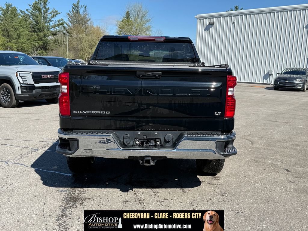 Used 2023 Chevrolet Silverado 1500 LT AWD/4WD image 14