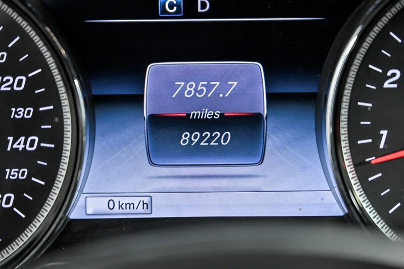 Used 2017 Mercedes-Benz E 300 4MATIC image 22