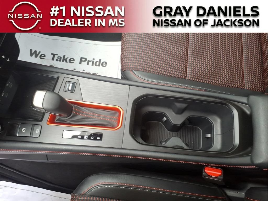 Certified 2025 Nissan Kicks SR AWD/4WD image 27