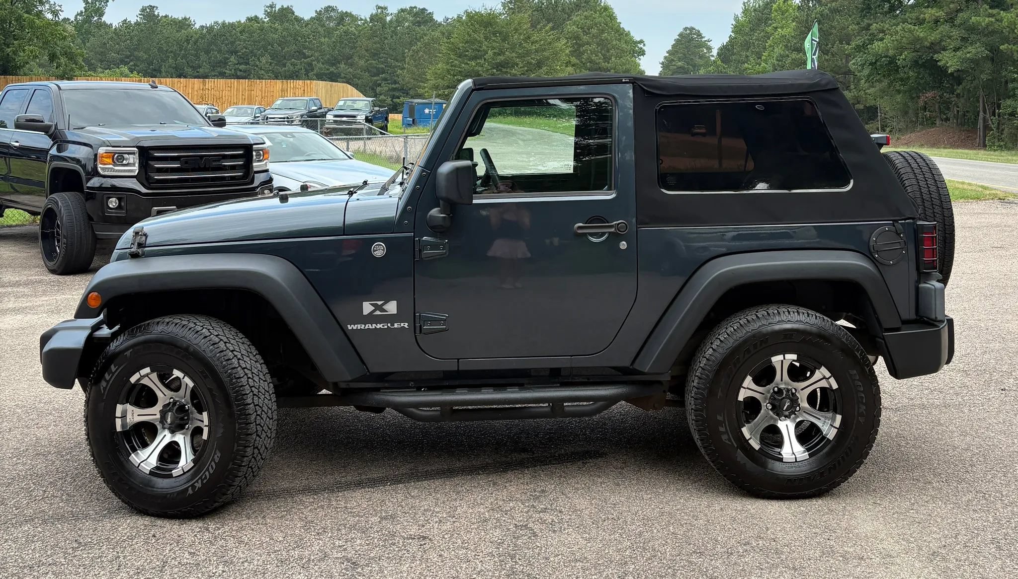 Used 2008 Jeep Wrangler X AWD/4WD image 3