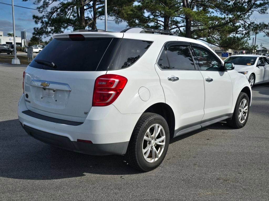 Used 2017 Chevrolet Equinox LT w/ Convenience Package image 5