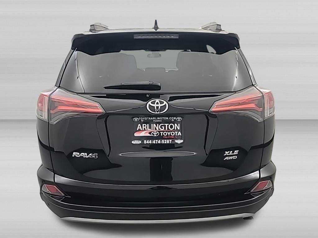 Used 2018 Toyota RAV4 XLE AWD/4WD image 5