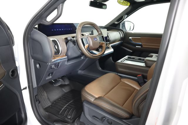 Used 2025 Ford Expedition Max King Ranch AWD/4WD image 33
