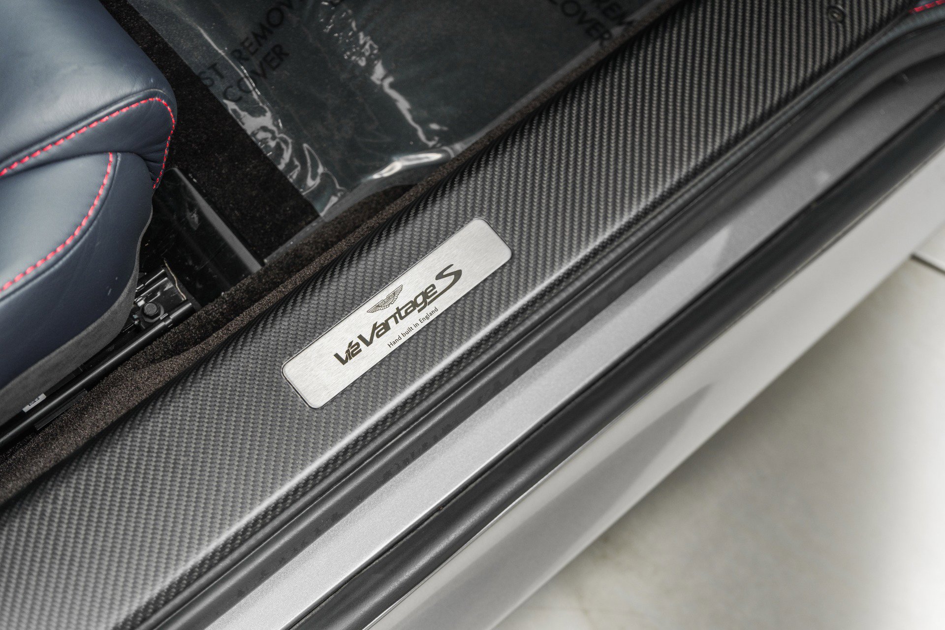 Used 2017 Aston Martin V12 Vantage S image 32