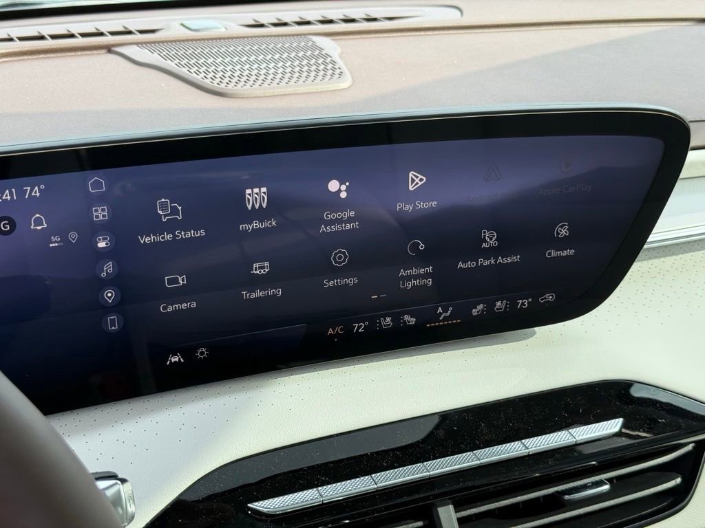 New 2026 Buick Enclave Avenir w/ Super Cruise Package FWD image 32