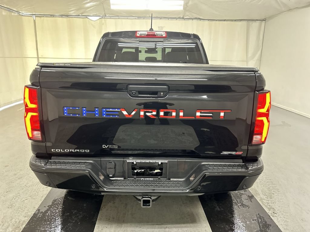 Certified 2024 Chevrolet Colorado ZR2 w/ Technology Package AWD/4WD image 21
