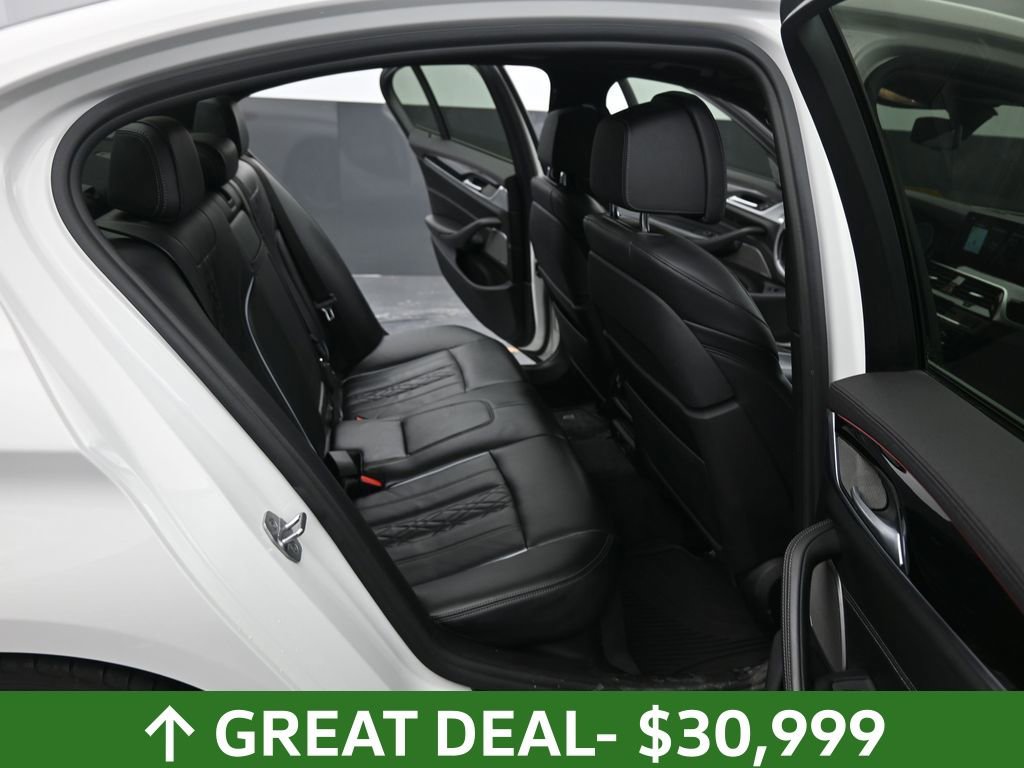 Used 2018 BMW M550i xDrive image 54