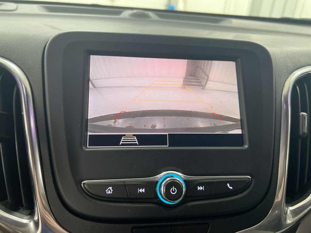 Used 2022 Chevrolet Equinox LS FWD image 15