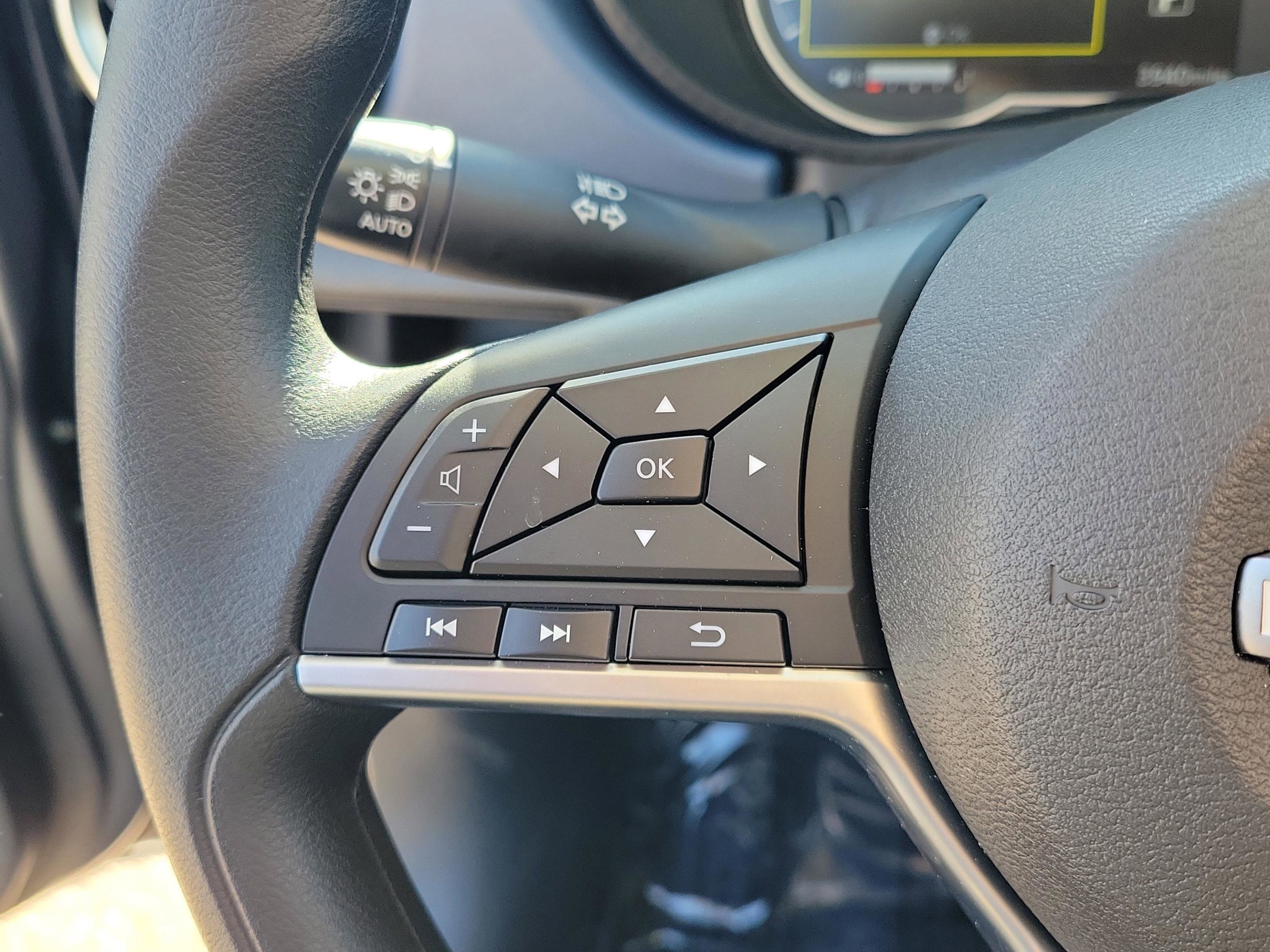 Certified 2025 Nissan Versa SV w/ Trunk Package image 25