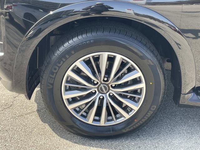 Used 2024 Nissan Armada SL image 8