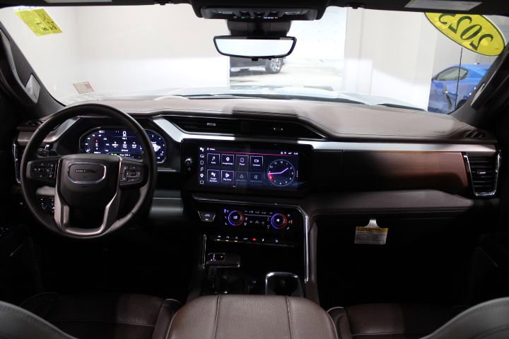 Used 2025 GMC Sierra 1500 Denali w/ Denali Reserve Package image 2