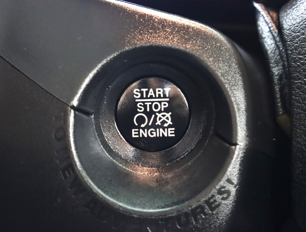 Used 2017 Jeep Renegade Sport w/ Power & Air Group image 24