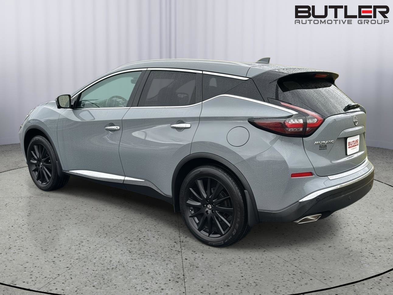 Used 2024 Nissan Murano Platinum w/ Cargo Package image 3