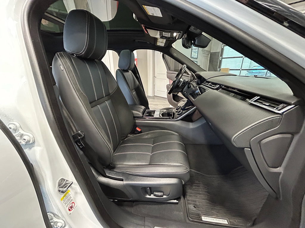 Used 2018 Land Rover Range Rover Velar R-Dynamic SE AWD/4WD image 40