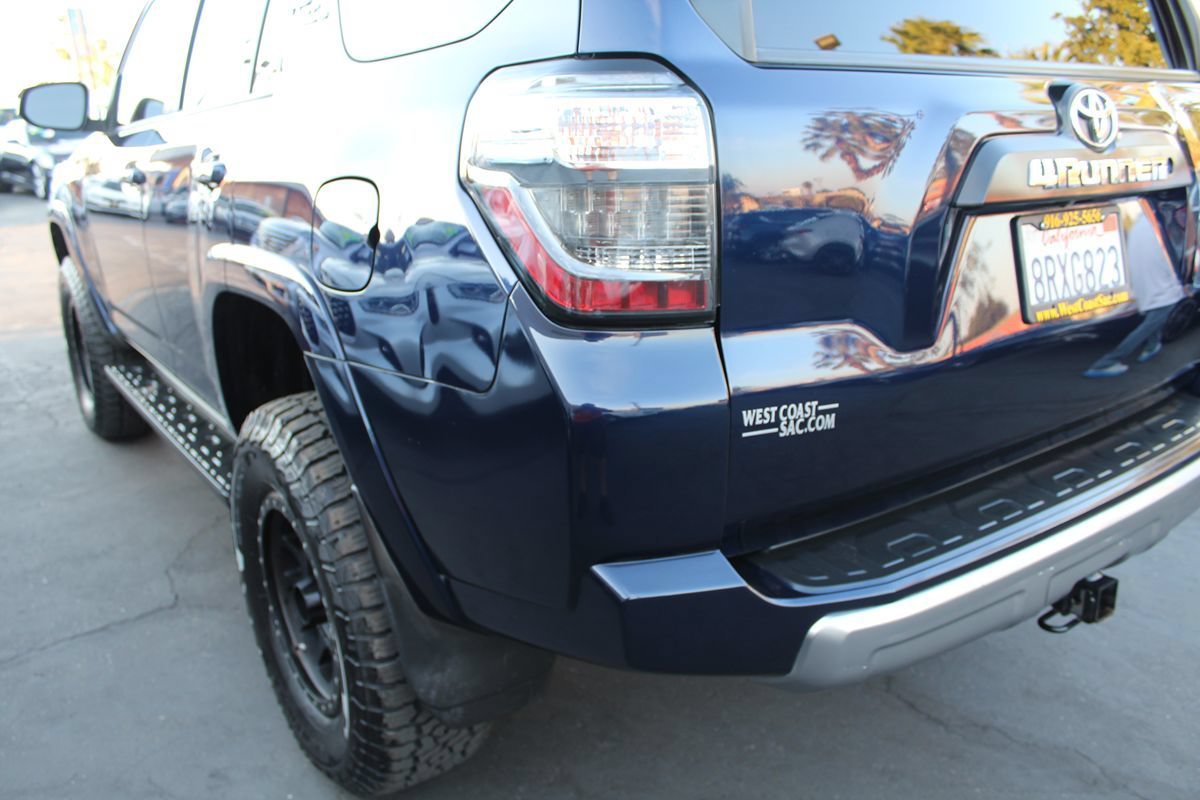 Used 2020 Toyota 4Runner TRD Off-Road w/ Wilderness Package AWD/4WD image 19