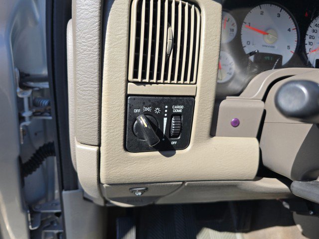 Used 2003 Dodge Ram 2500 Truck SLT image 26