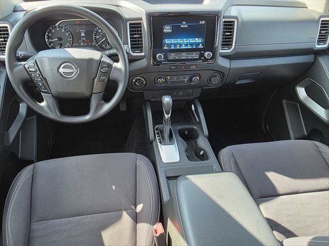Used 2024 Nissan Frontier SV AWD/4WD image 18