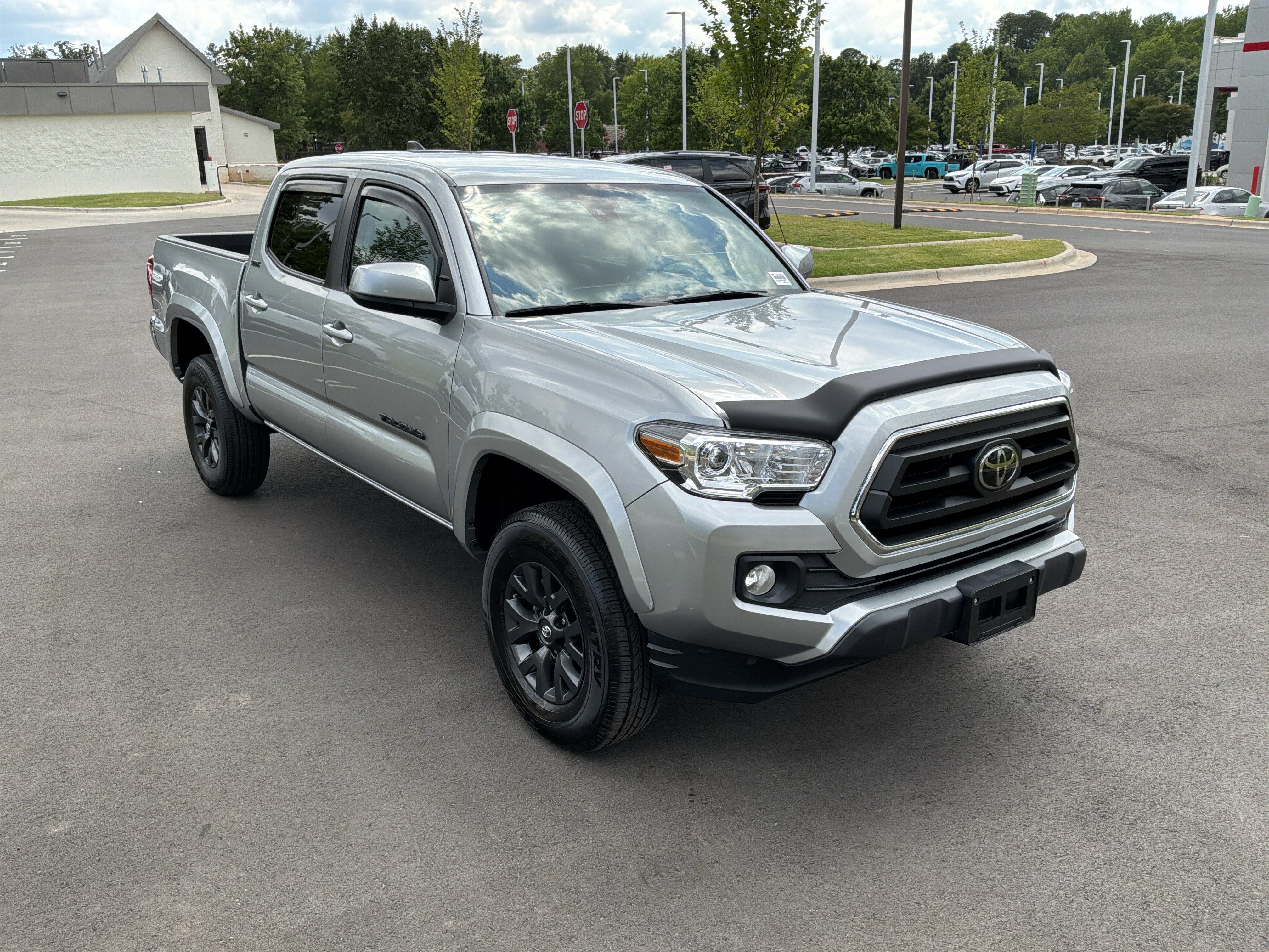 Used 2023 Toyota Tacoma SR5 RWD image 2