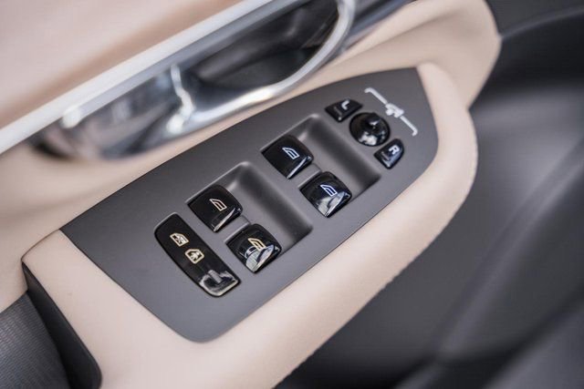 New 2026 Volvo XC90 B6 Ultra image 39