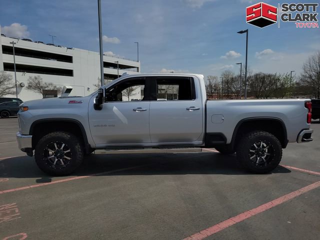 Used 2020 Chevrolet Silverado 2500 LTZ w/ LTZ Premium Package image 5