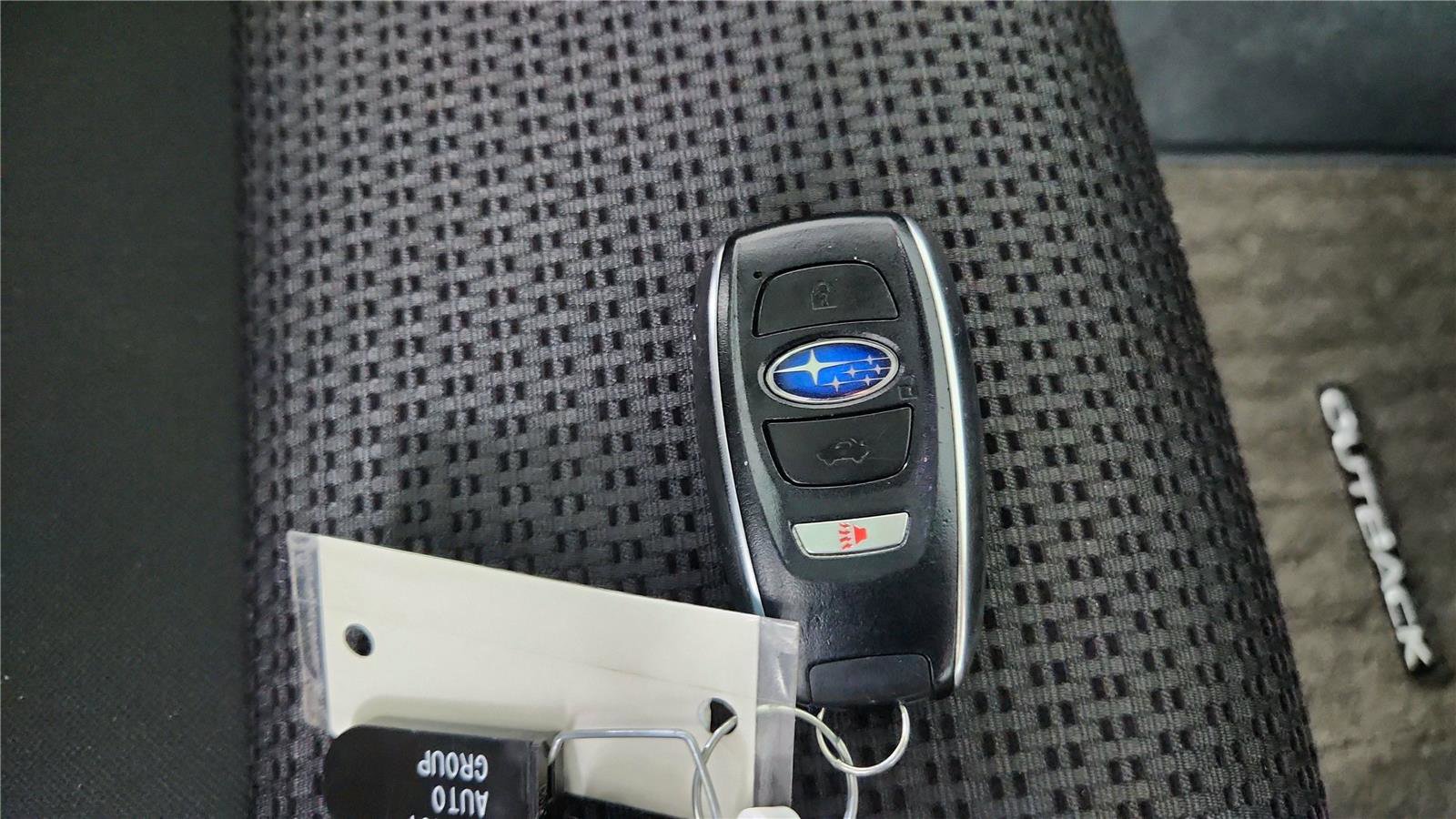 Used 2023 Subaru Outback Premium image 28