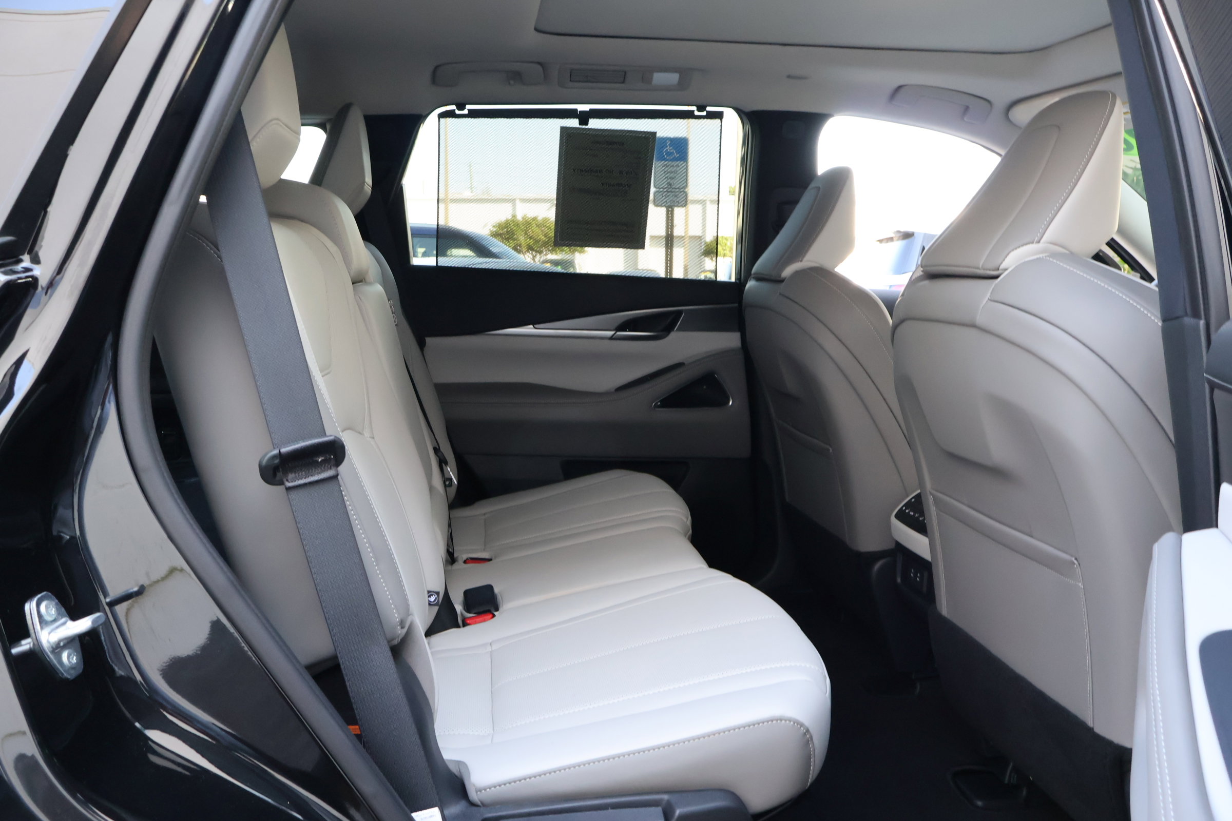 Used 2026 INFINITI QX60 Luxe w/ Cargo Package image 24