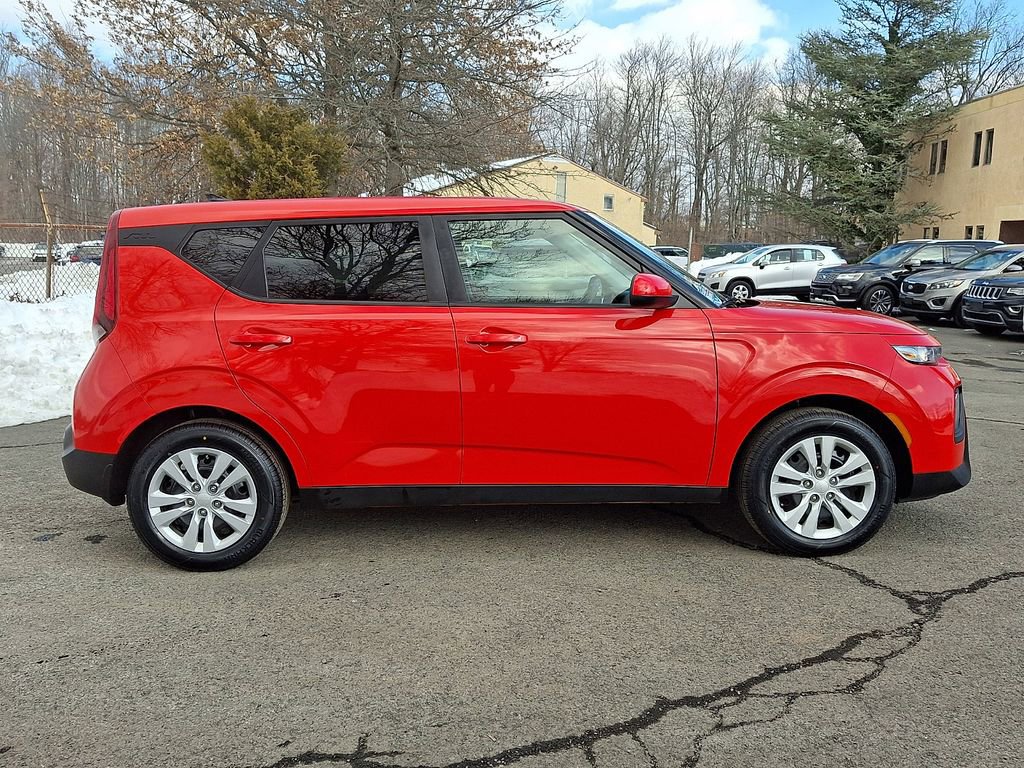 Certified 2022 Kia Soul LX image 8