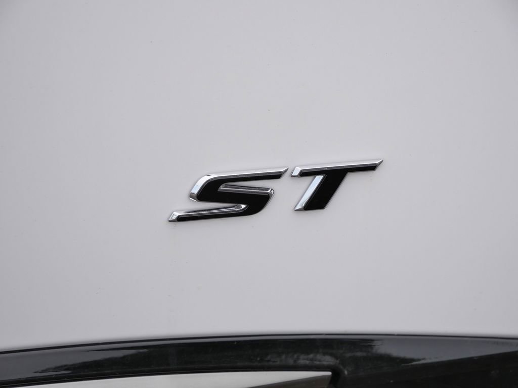 New 2026 Buick Envision Sport Touring image 21