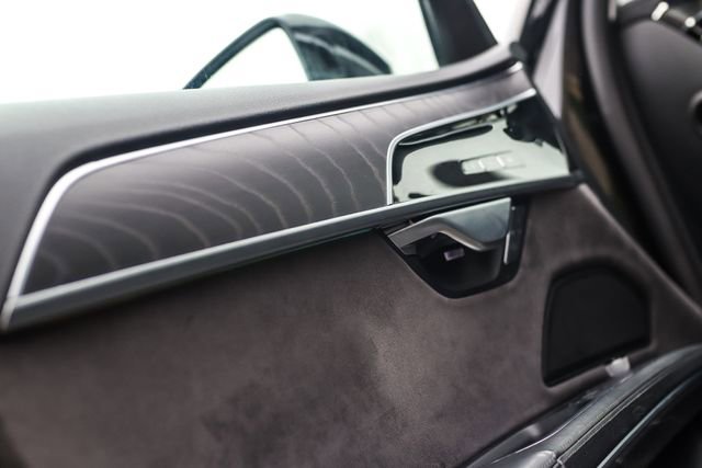 Used 2019 Audi A8 L 3.0T w/ Lighting Package image 55