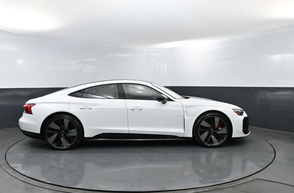 New 2026 Audi S e-tron GT Prestige AWD/4WD image 4