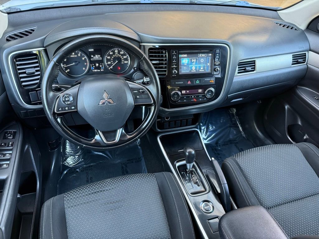 Used 2017 Mitsubishi Outlander ES AWD/4WD image 22