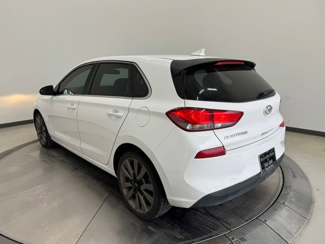 Used 2018 Hyundai Elantra GT image 9