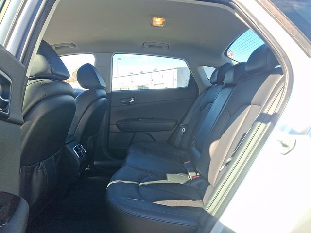 Used 2018 Kia Optima EX image 10