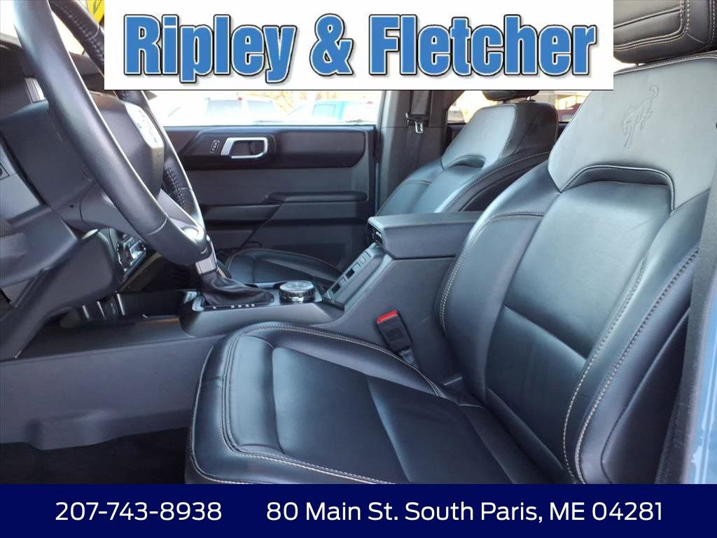 Used 2025 Ford Bronco Badlands image 14