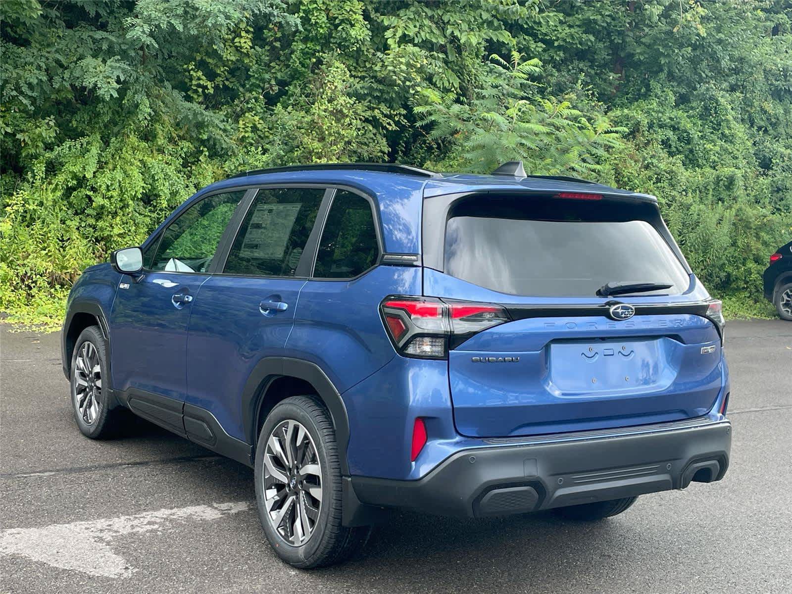 New 2026 Subaru Forester Touring AWD/4WD image 3