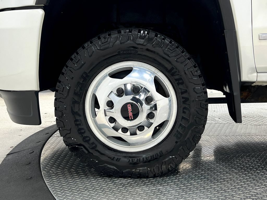 Used 2018 GMC Sierra 3500 Denali w/ Duramax Plus Package AWD/4WD image 41