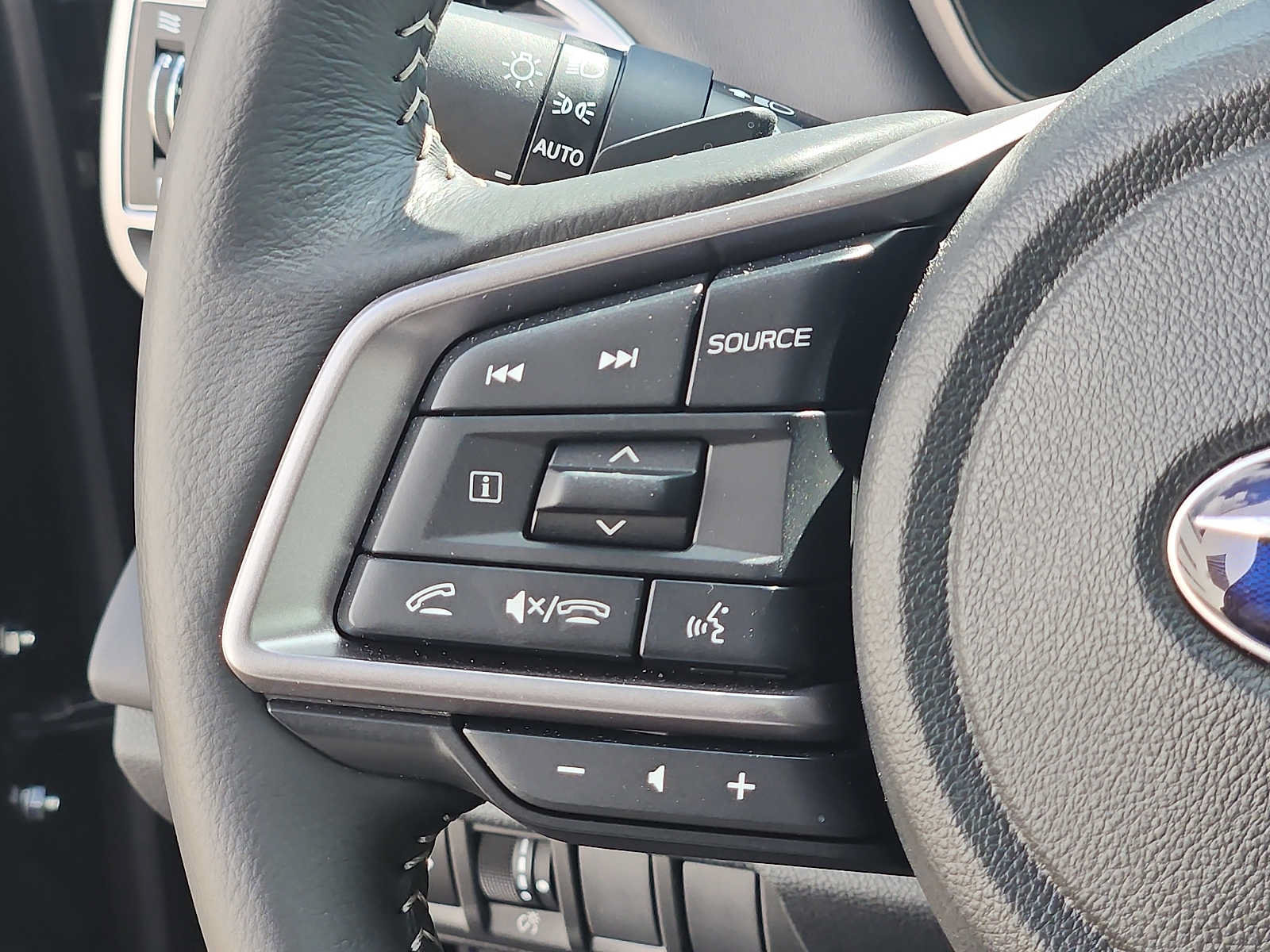Certified 2025 Subaru Legacy Limited AWD/4WD image 21