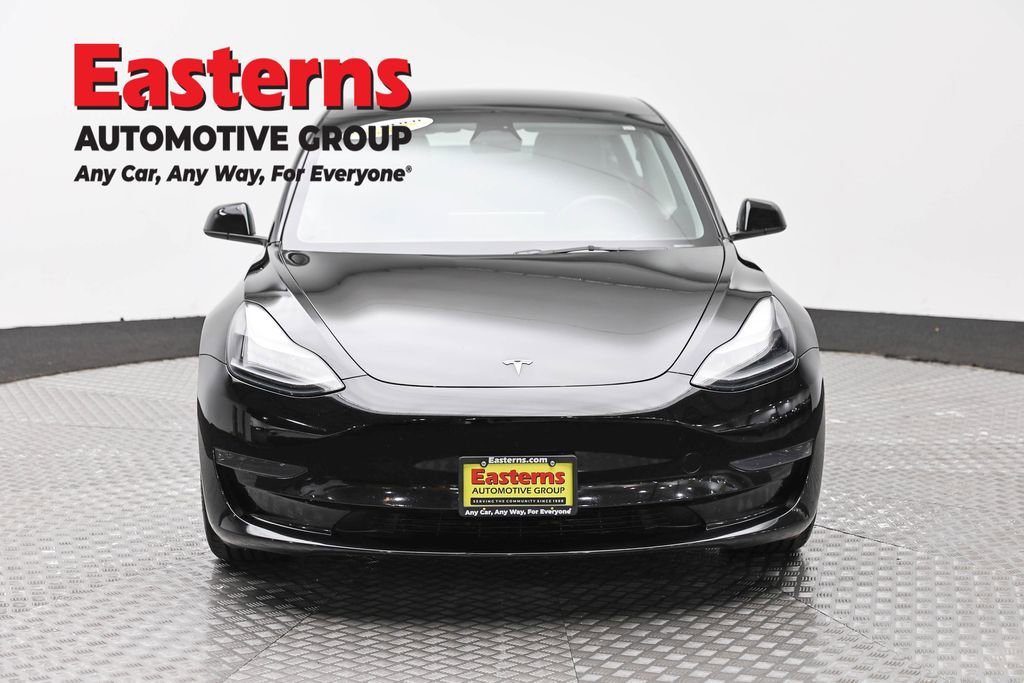 Used 2023 Tesla Model 3 Standard Range RWD image 2
