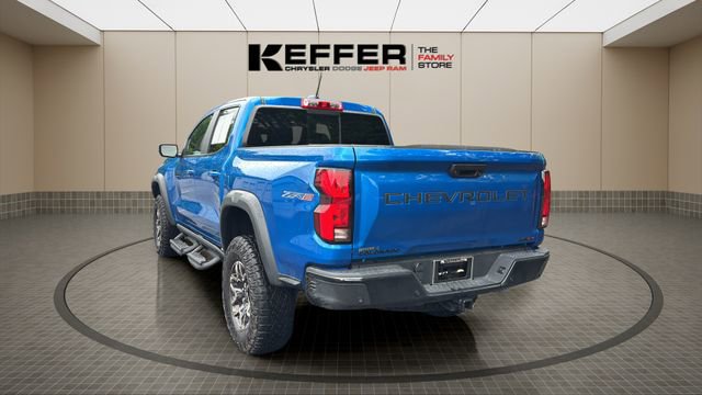 Used 2024 Chevrolet Colorado ZR2 w/ ZR2 Convenience Package III AWD/4WD image 3