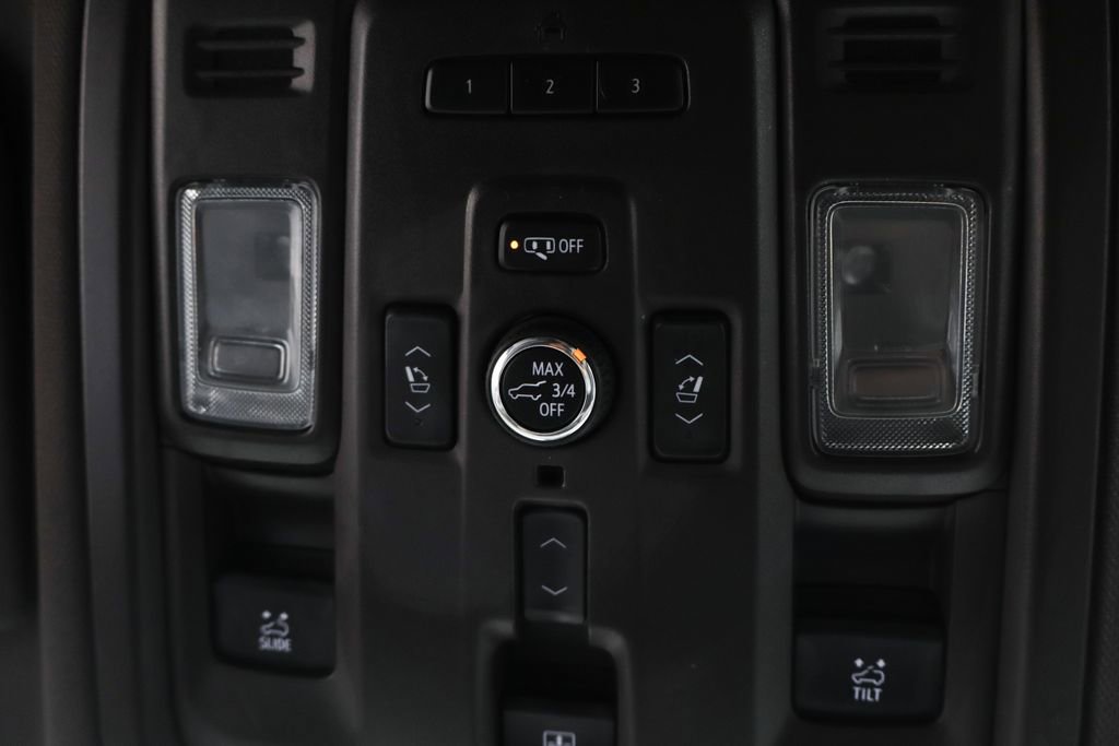 Used 2021 GMC Yukon XL SLT w/ SLT Premium Package image 31