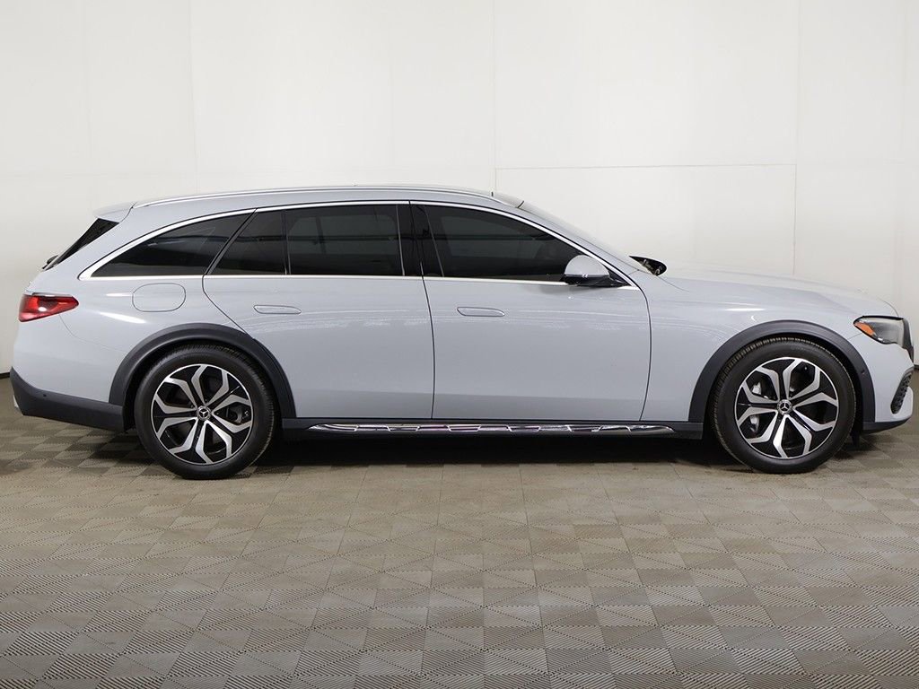 Used 2025 Mercedes-Benz E 450 4MATIC All-Terrain Wagon image 19