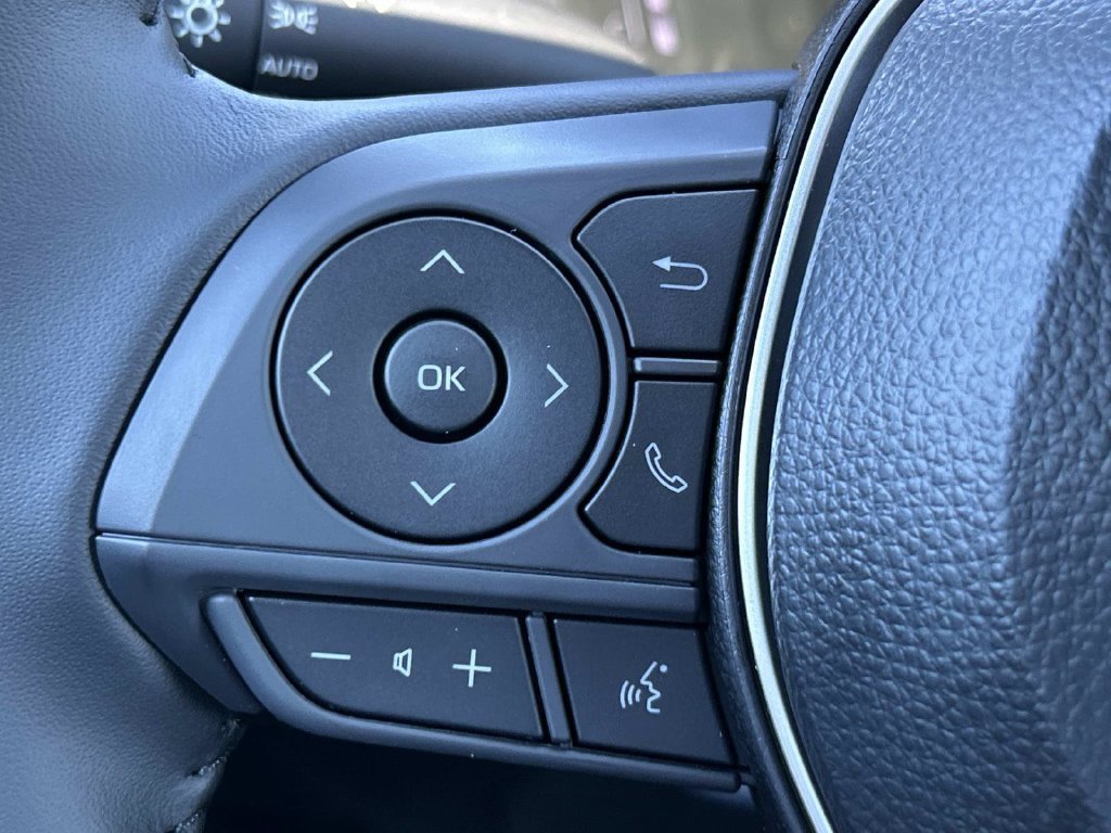New 2026 Toyota Corolla Cross LE FWD image 32