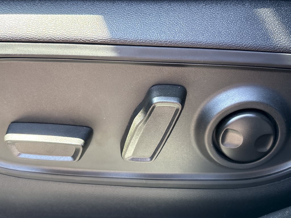 New 2026 Jeep Cherokee Laredo AWD/4WD image 31