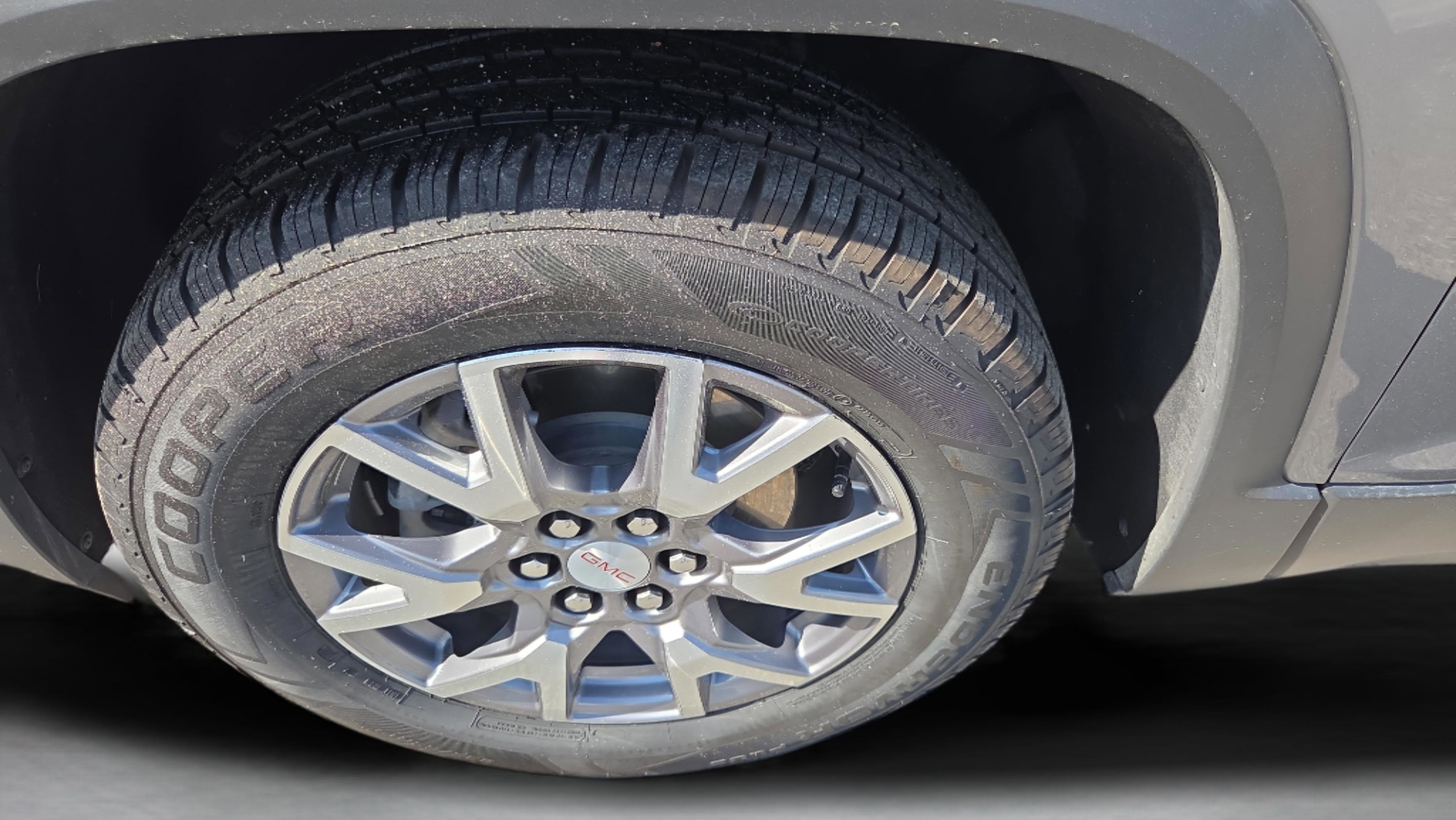 Used 2021 GMC Acadia SLT image 9