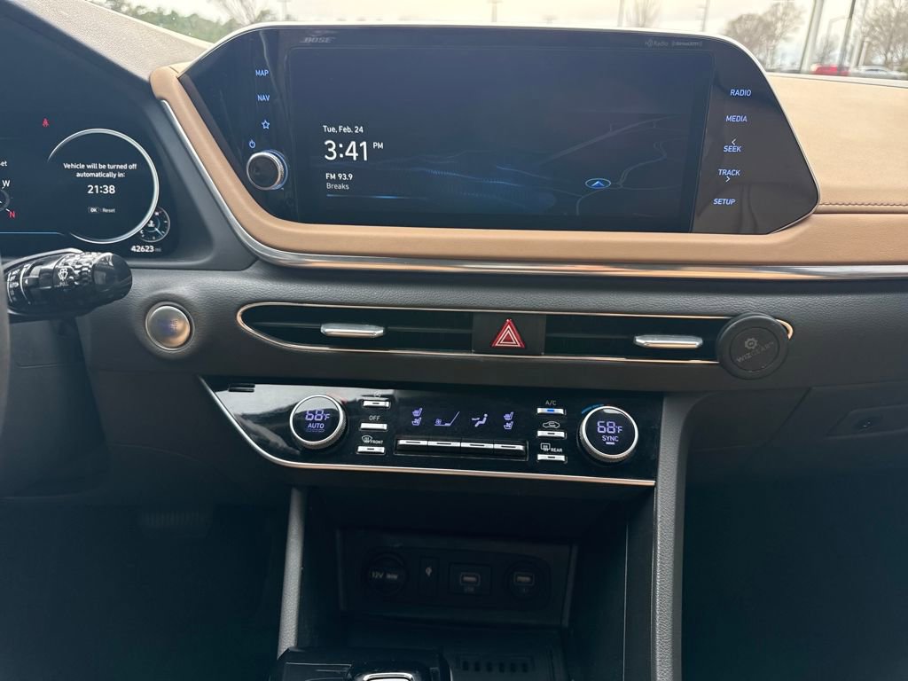 Used 2023 Hyundai Sonata Limited image 17