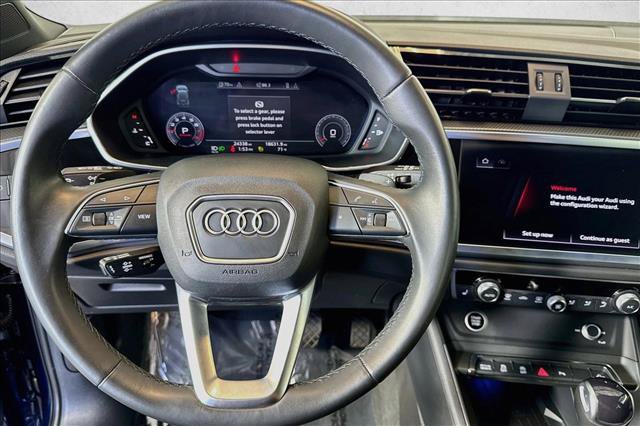 Used 2022 Audi Q3 2.0T Premium Plus w/ Premium Plus Package AWD/4WD image 11